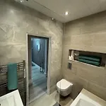 1 Bedroom Luxury Apartment
