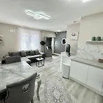 1 Bedroom Luxury