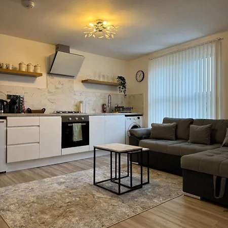 Apartment 1 Bedroom Luxury *