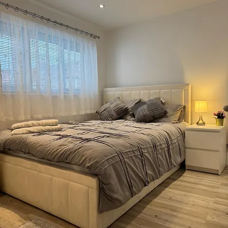 Apartment 1 Bedroom Luxury