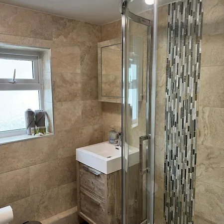 1 Bedroom Luxury Apartment Bristol