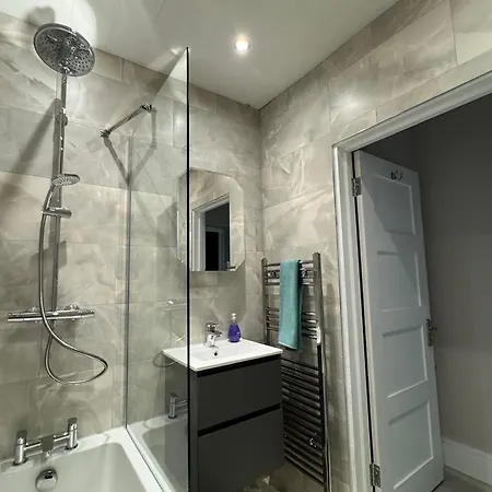 1 Bedroom Luxury *